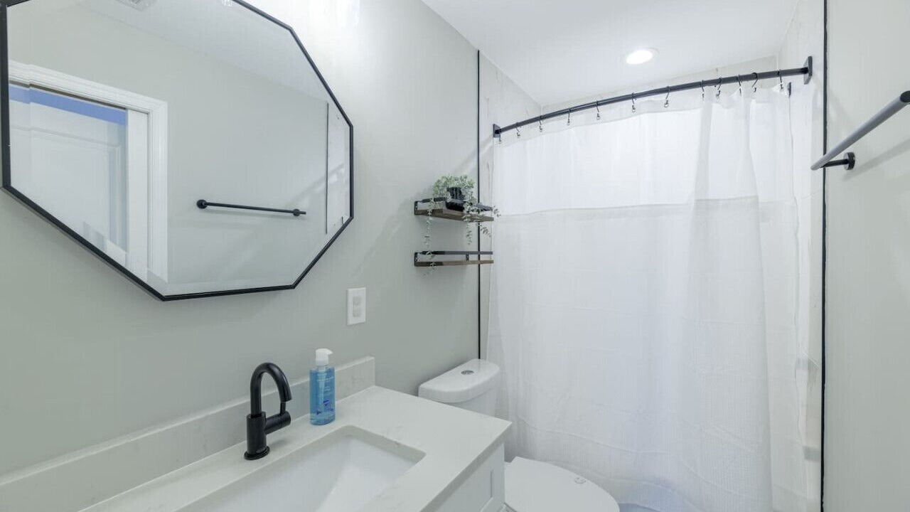 Photo of Others in Capitol View