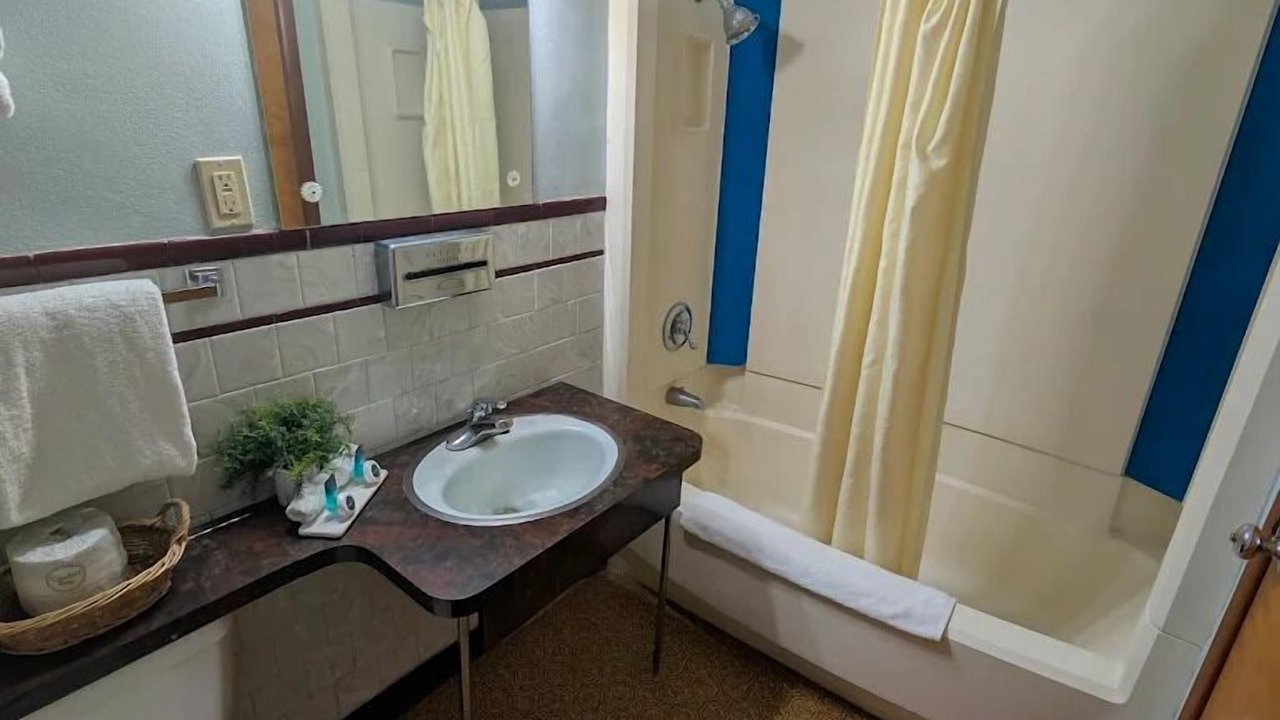 Photo of Bathroom in Norton