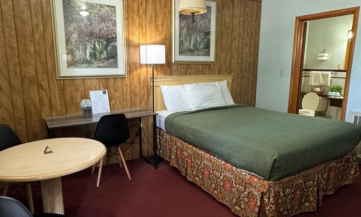 Photo of Bedroom in Norton