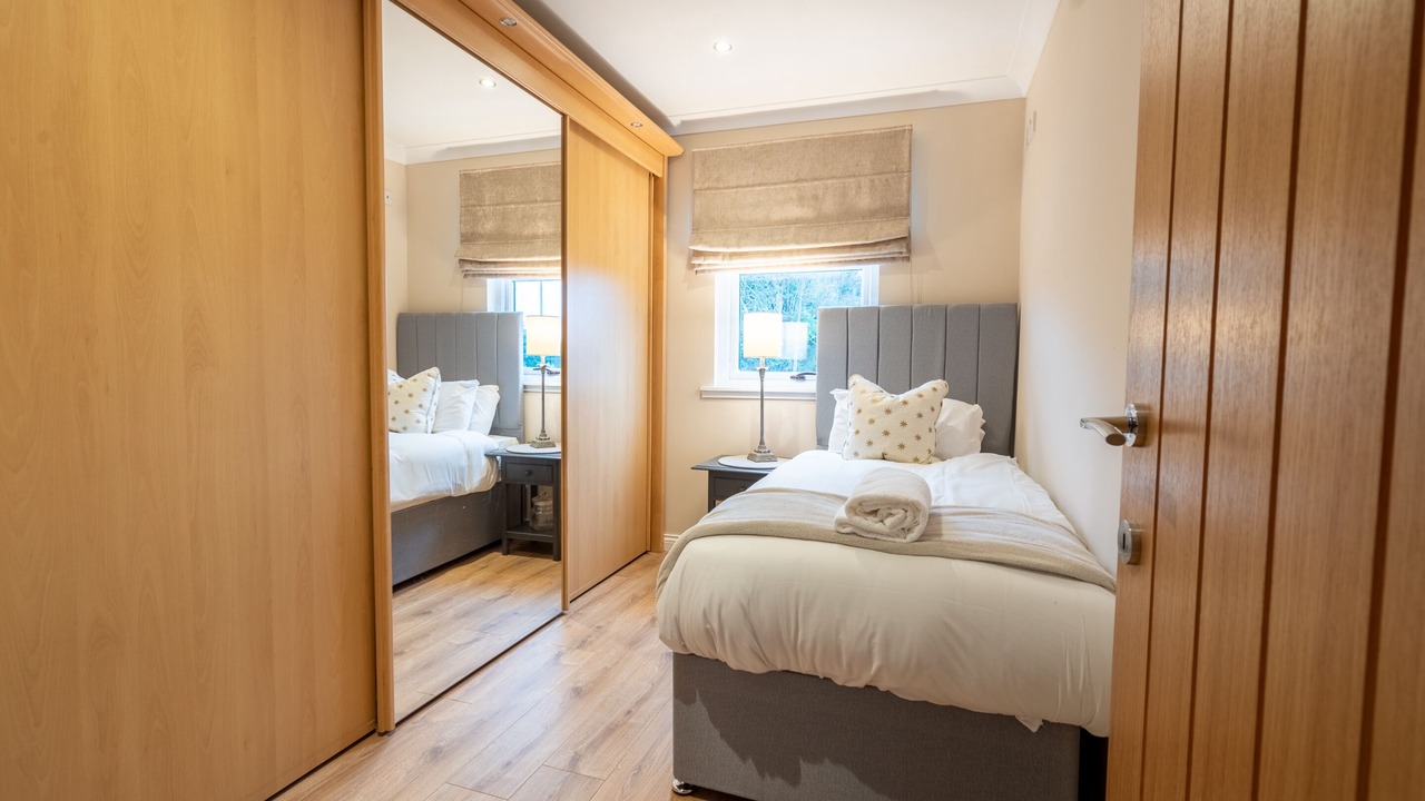 Photo of Others in Lanark