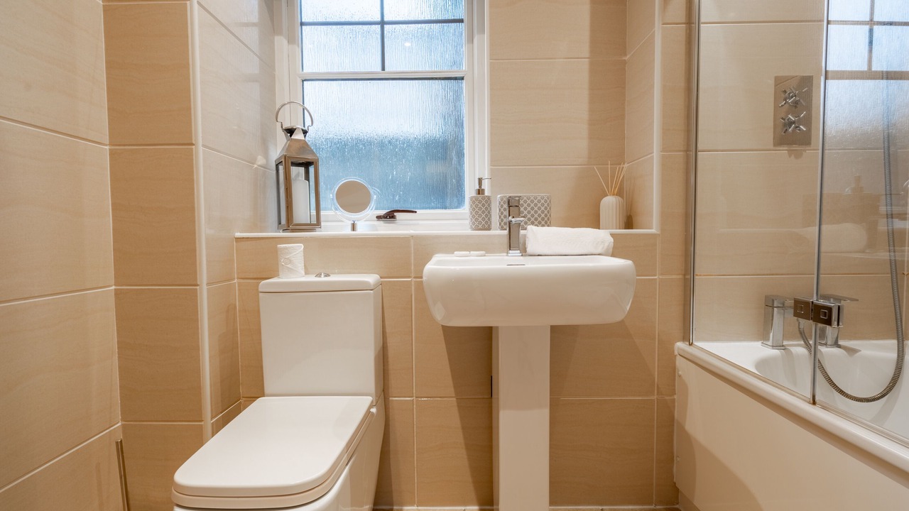 Photo of Others in Lanark