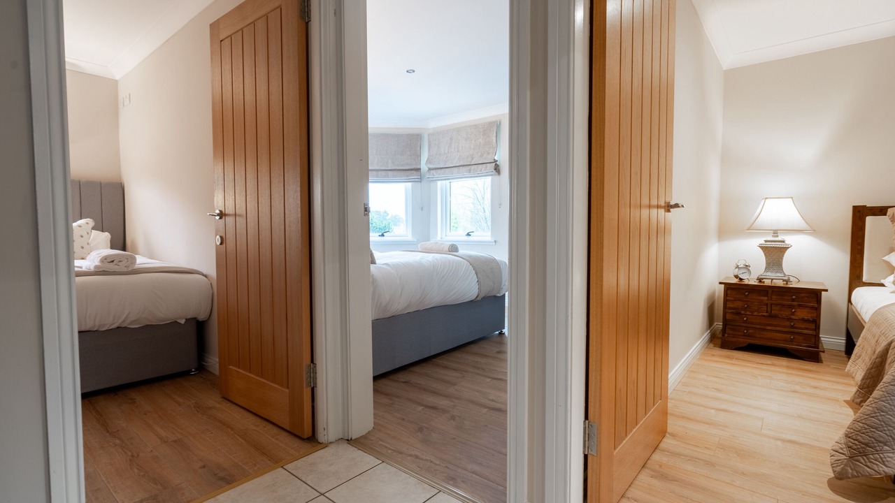 Photo of Others in Lanark