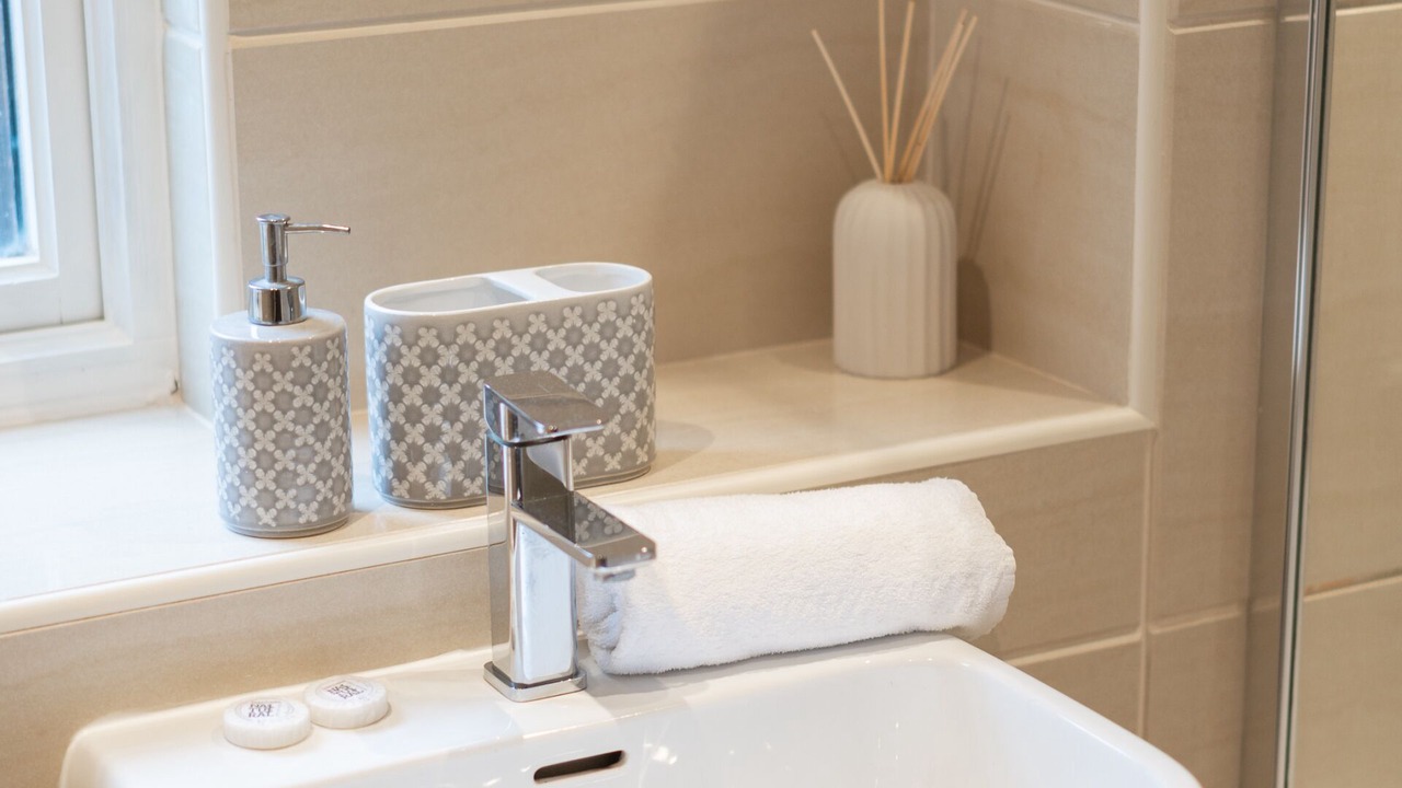 Photo of Others in Lanark