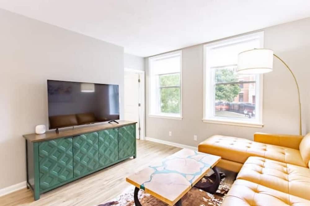 Photo of Livingroom in Monroe