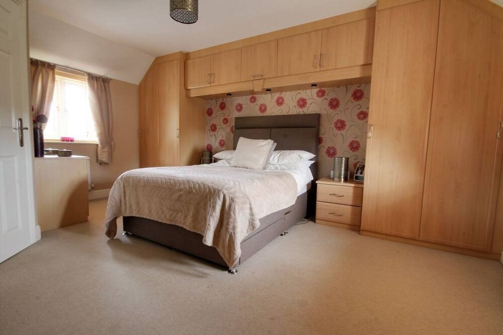 Photo of Bedroom in Telegraph Hill