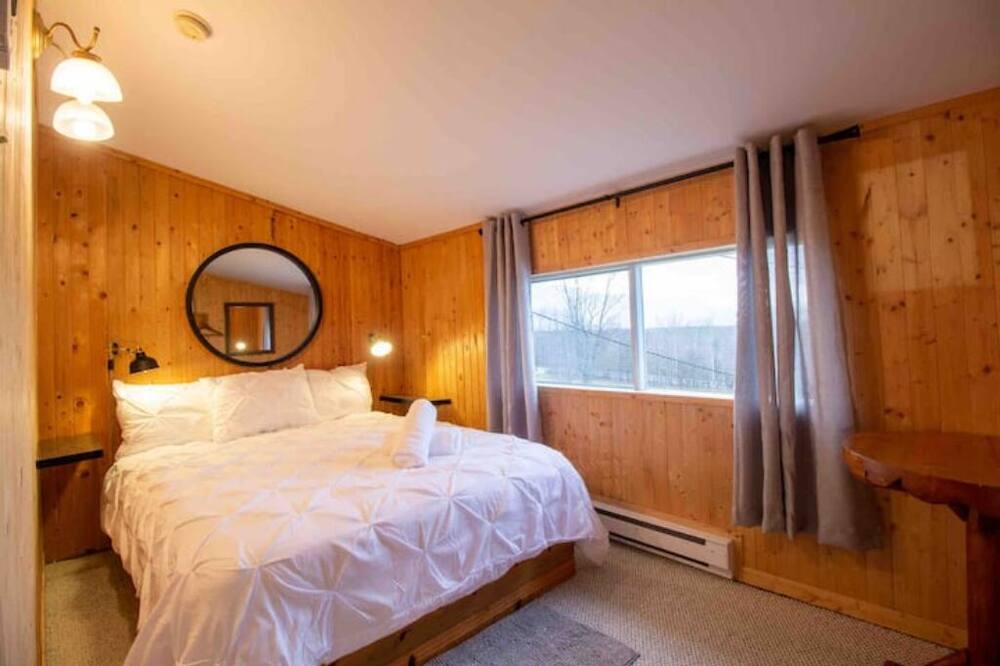 Photo of Bedroom in Eastman