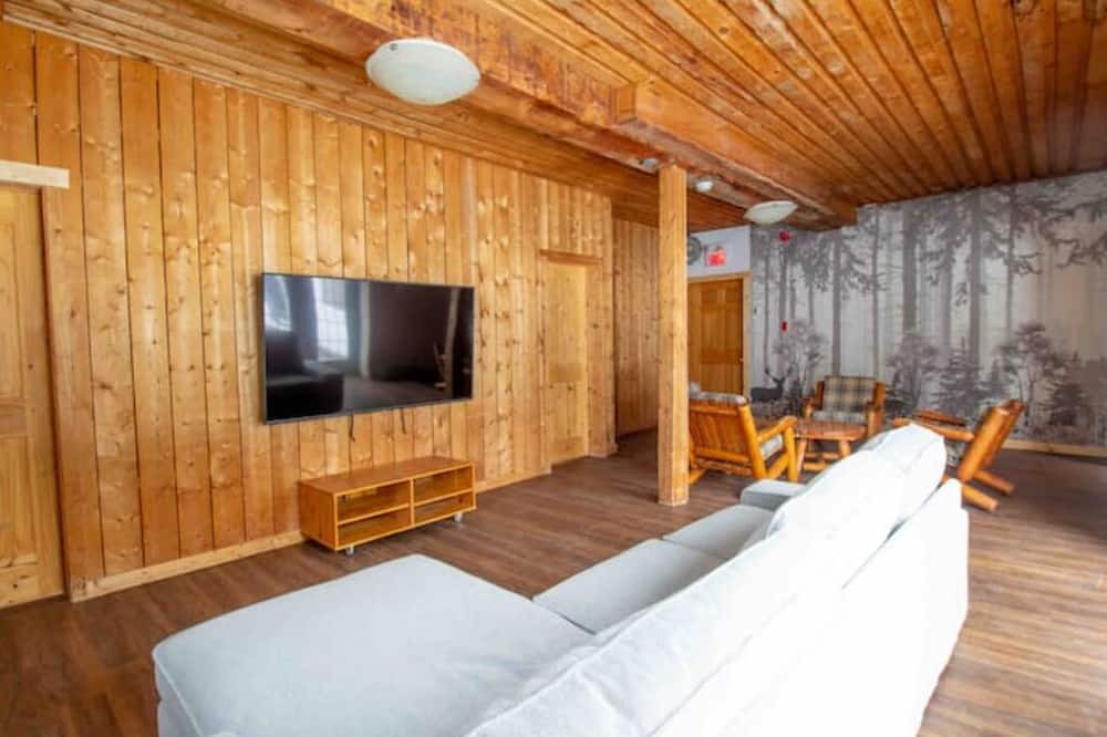 Photo of Livingroom in Eastman