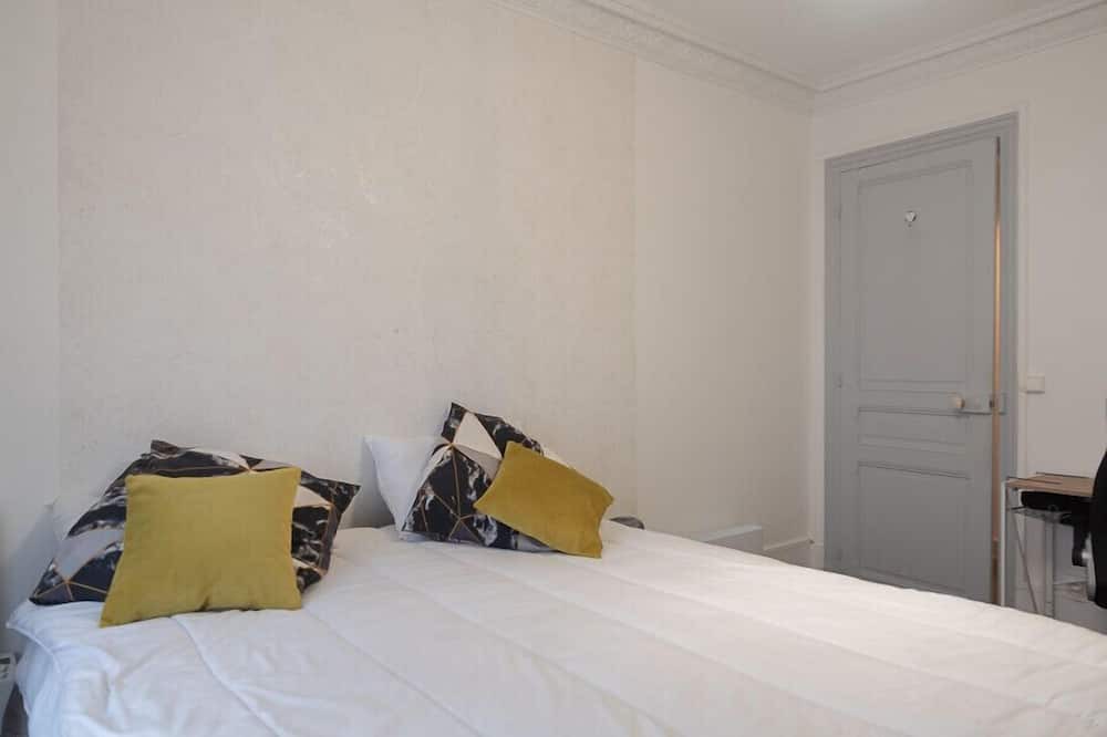 Photo of Bedroom in Gare