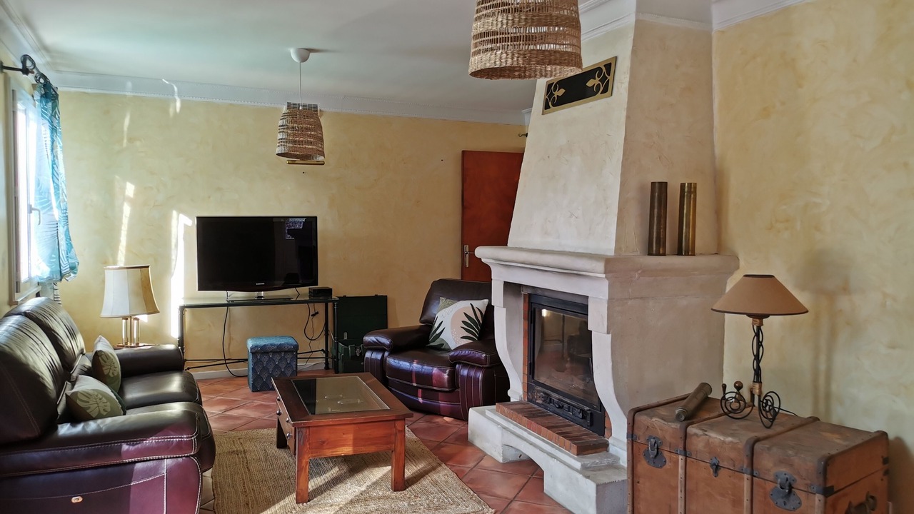 Photo of Livingroom in Saint-Victor-la-Coste
