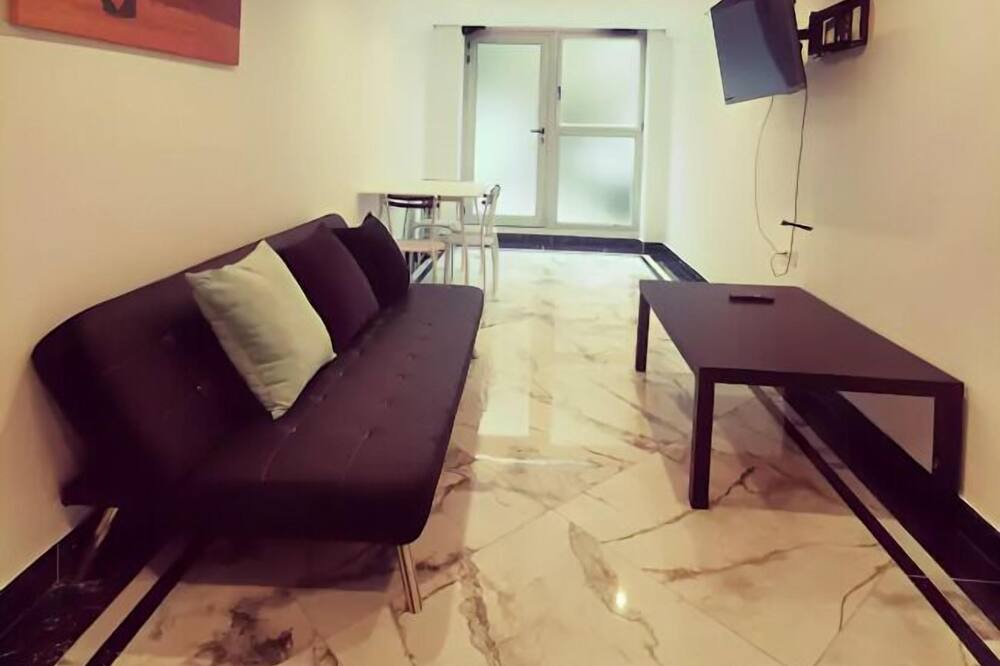 Photo of Bedroom in Jules Ferry - Recamier