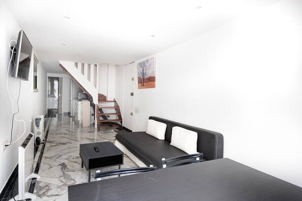 Photo of Bedroom in Jules Ferry - Recamier