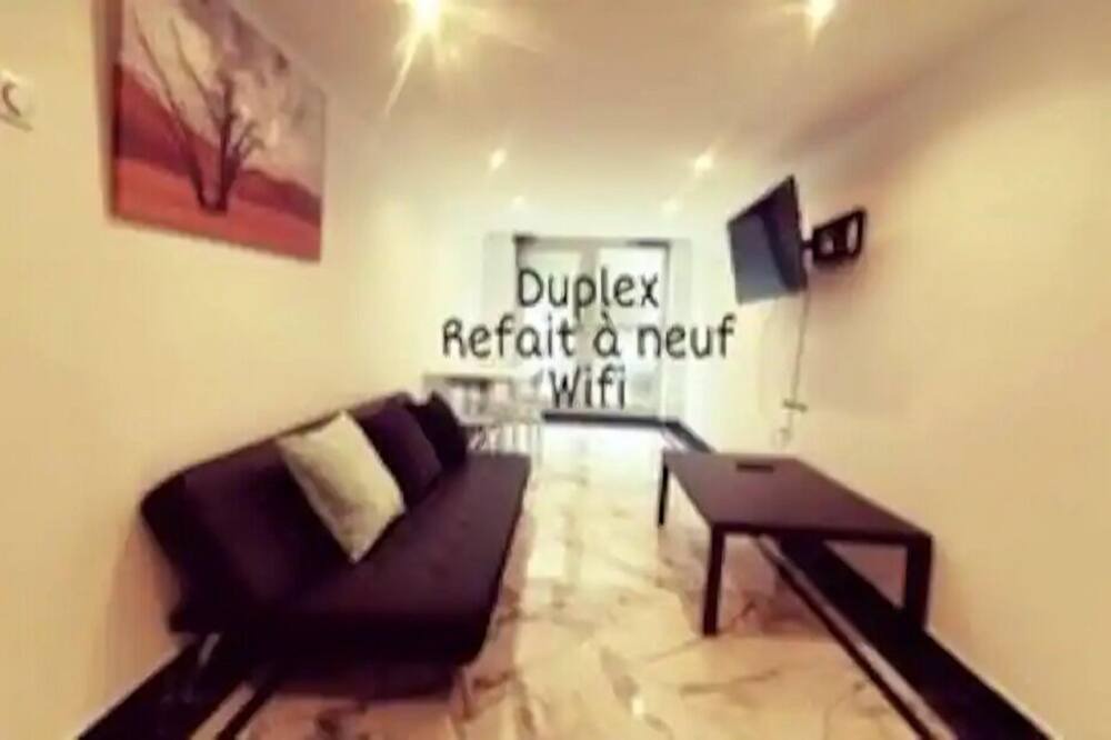 Photo of Bedroom in Jules Ferry - Recamier