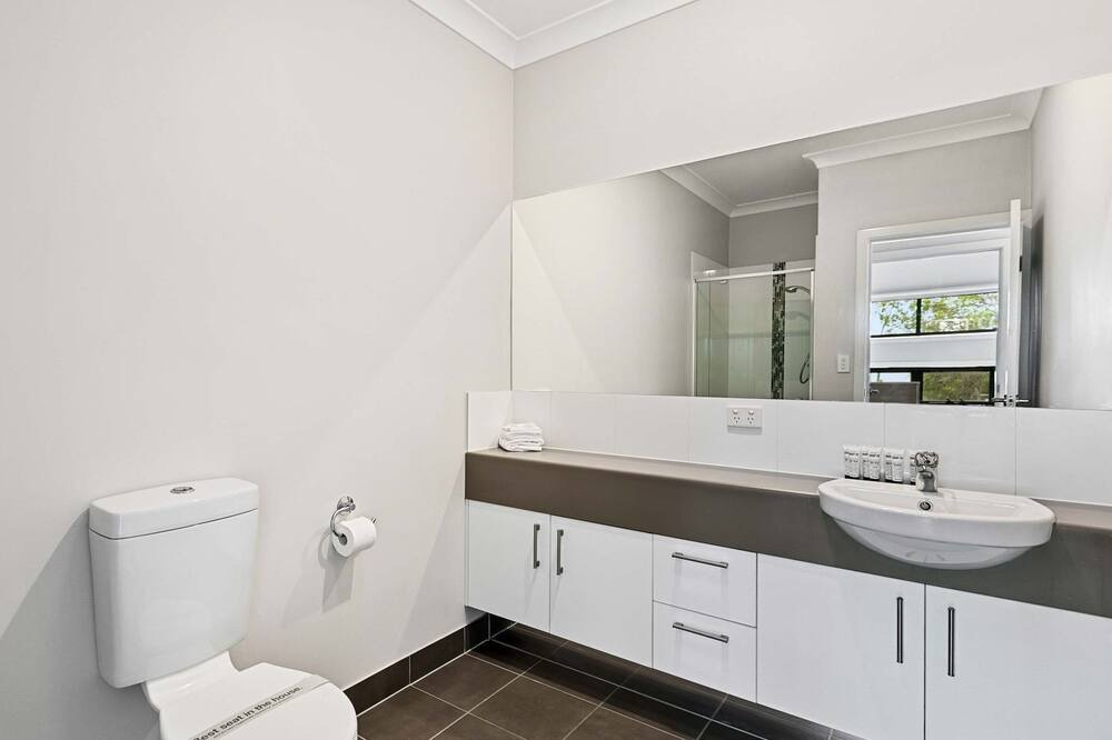 Photo of Bathroom in Pialba