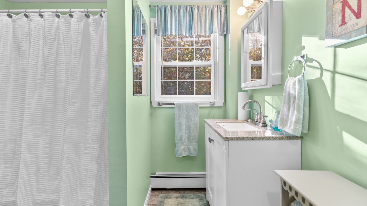 Photo of Bathroom in Summersea