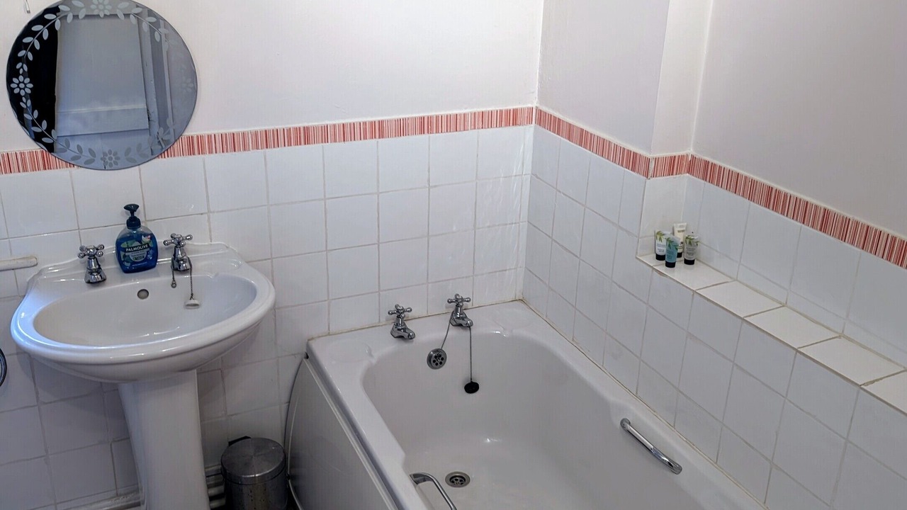Photo of Bathroom in Blakesley