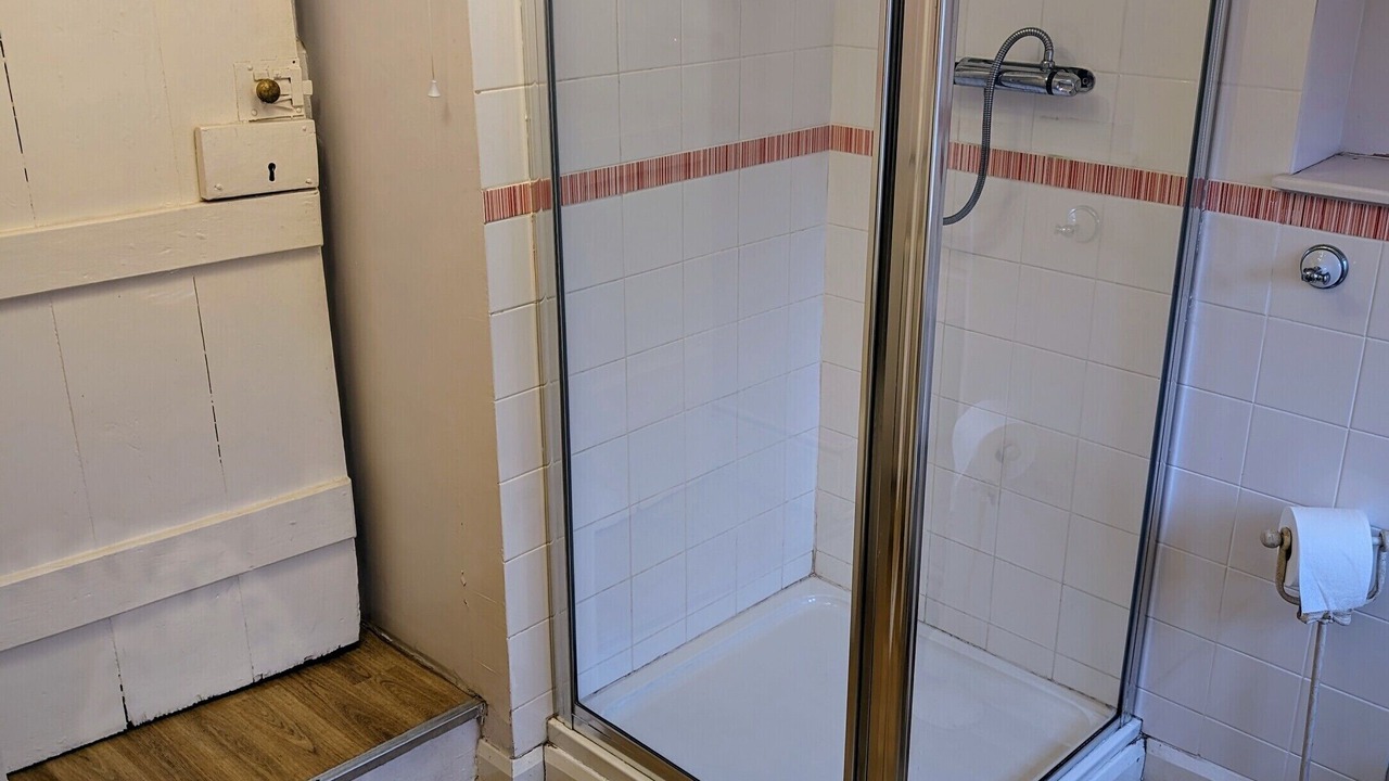 Photo of Bathroom in Blakesley