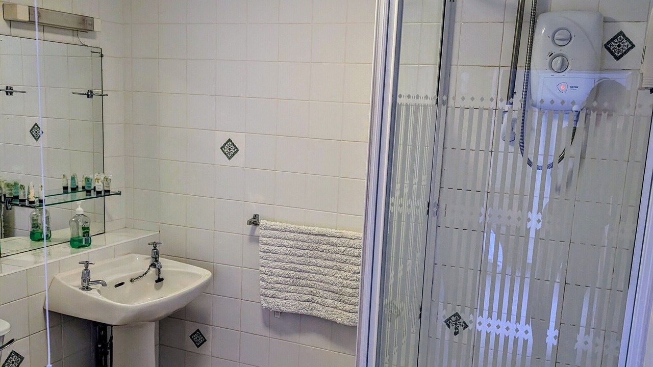 Photo of Bathroom in Blakesley