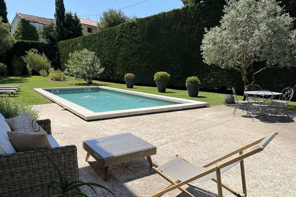 Photo of Outdoor in Entraigues-sur-la-Sorgue