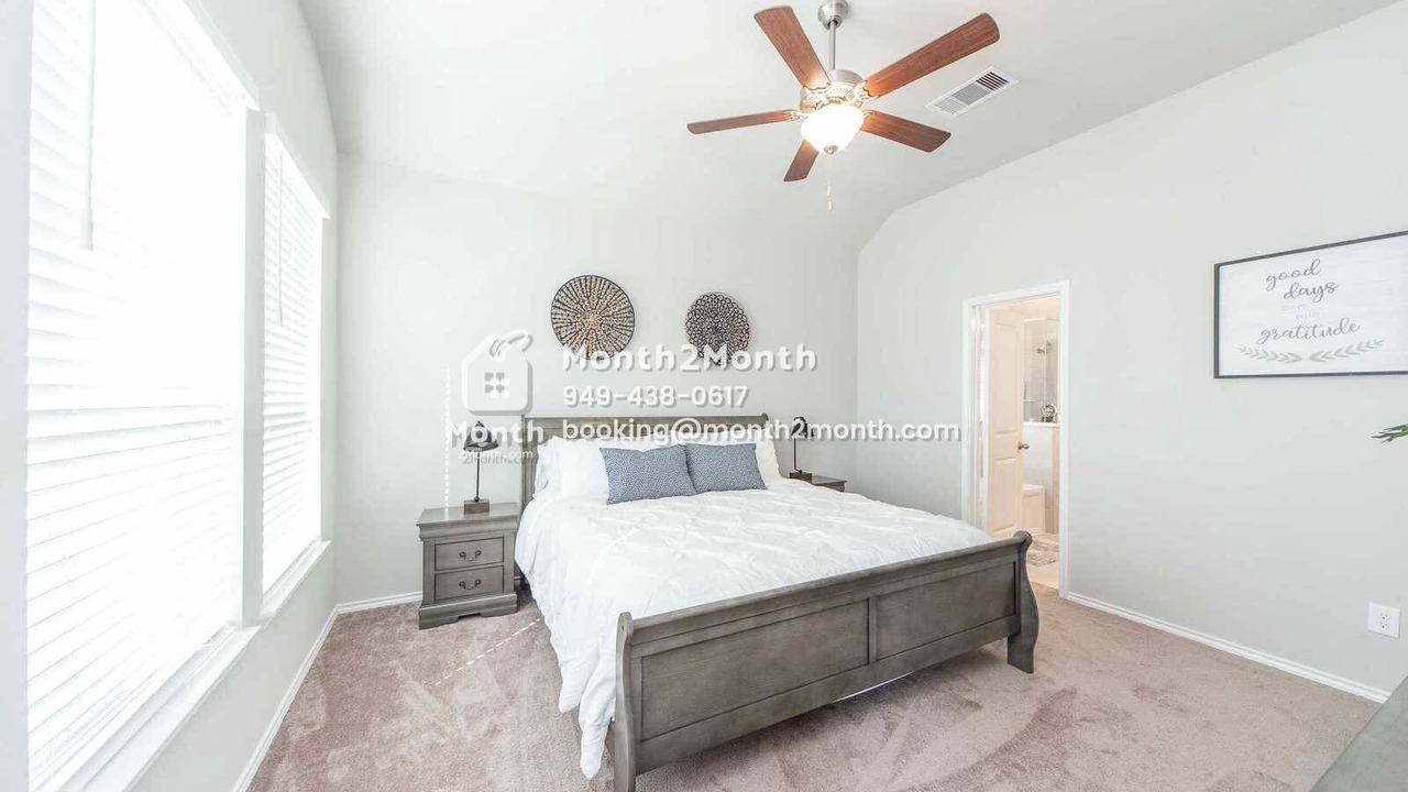 Photo of Others in Sienna Plantation