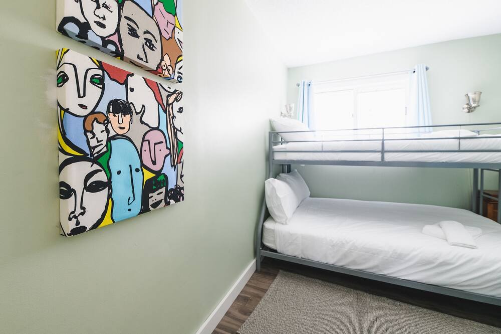 Photo of Bedroom in Kettle Point 44