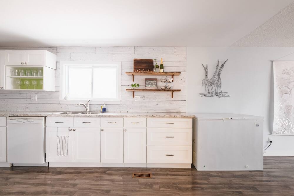 Photo of Kitchen in Kettle Point 44
