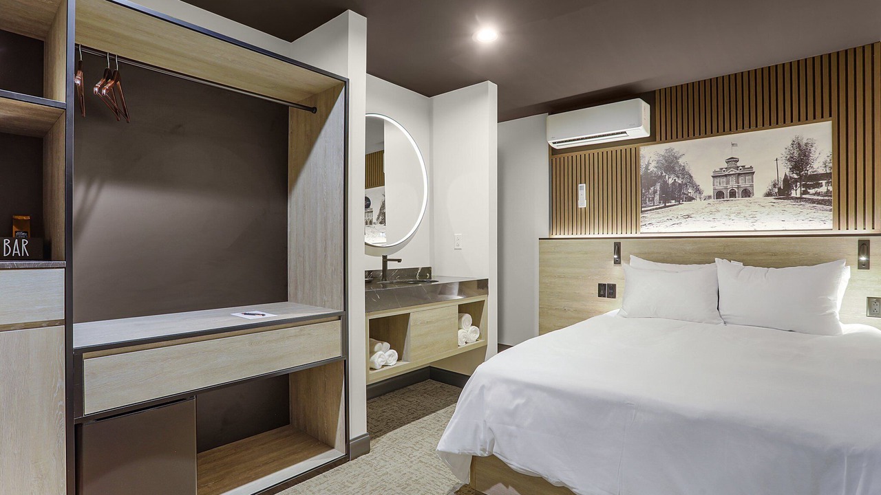Photo of Bedroom in Hermann