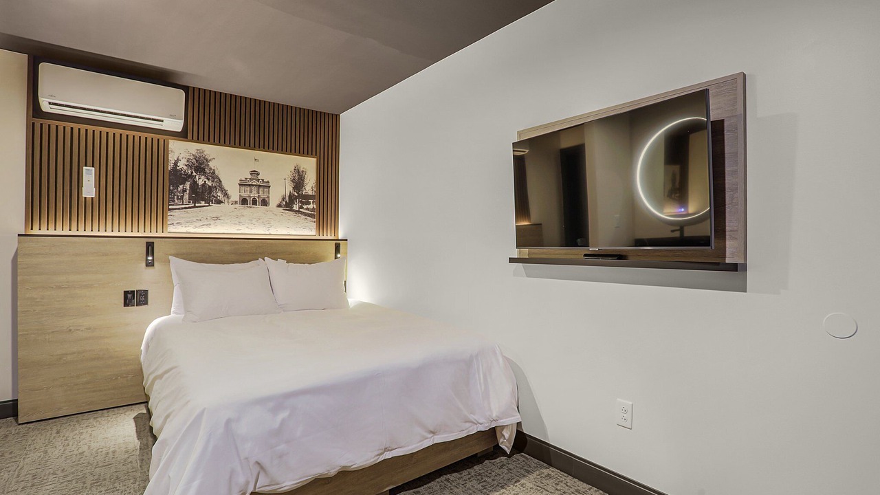 Photo of Bedroom in Hermann
