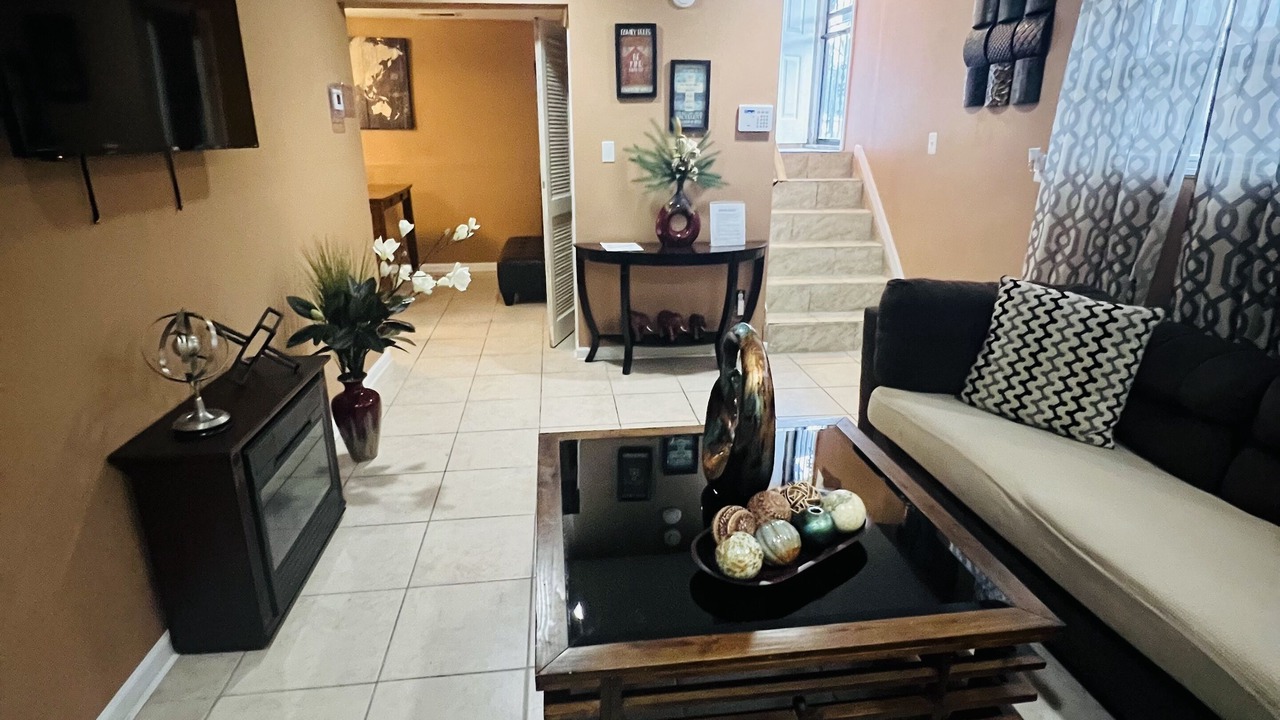 Photo of Livingroom in Detroit