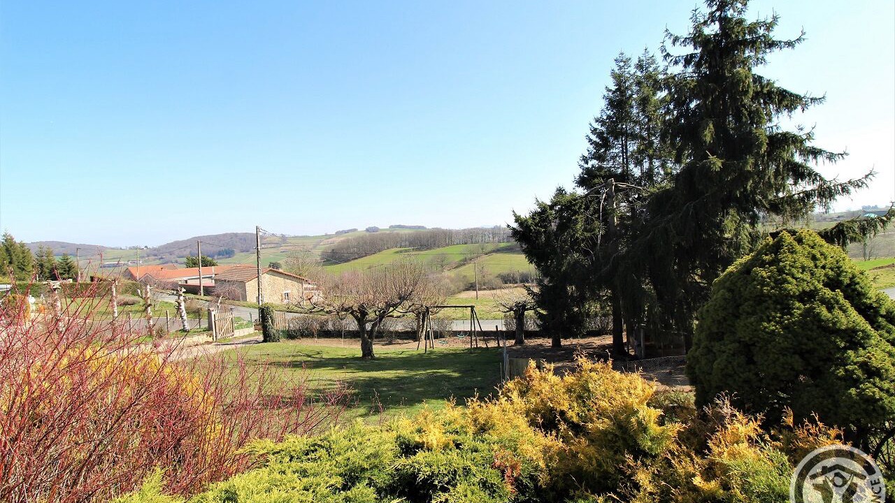 Photo of Outdoor in Larajasse