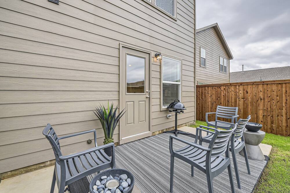 Photo of Outdoor in Weston
