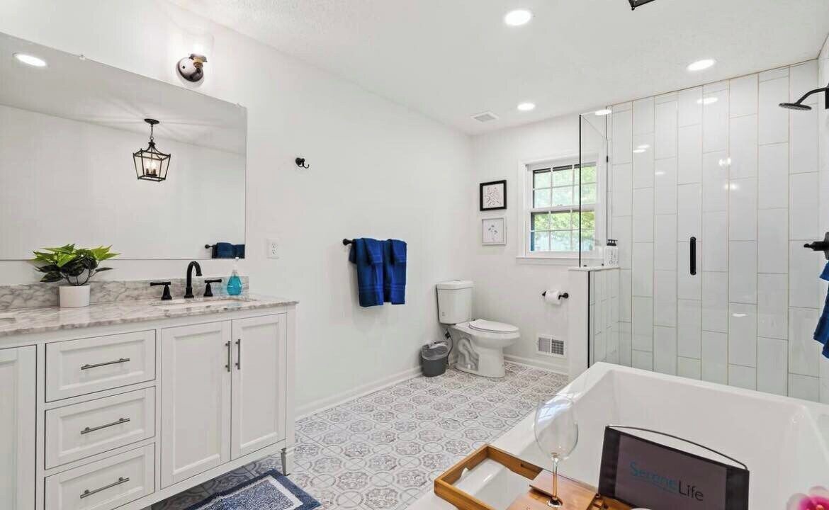 Photo of Bathroom in Blue Springs