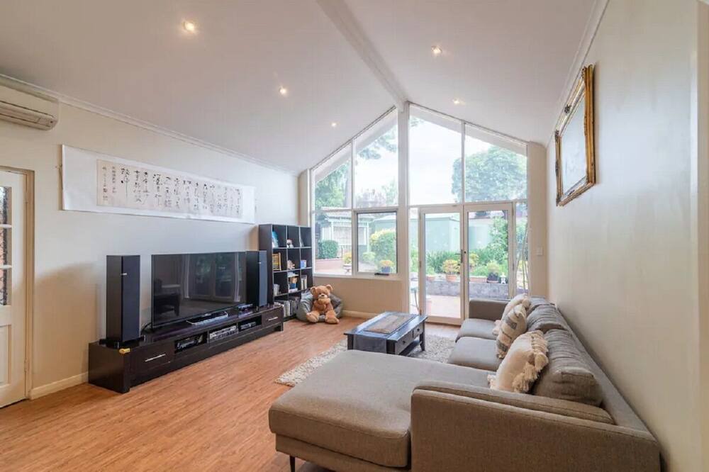 Photo of Others in Fullarton