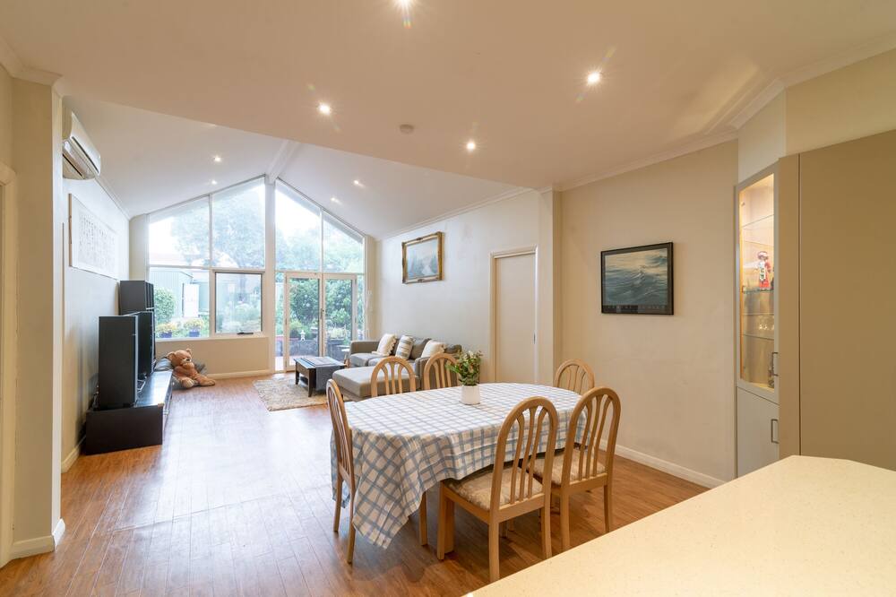 Photo of Others in Fullarton