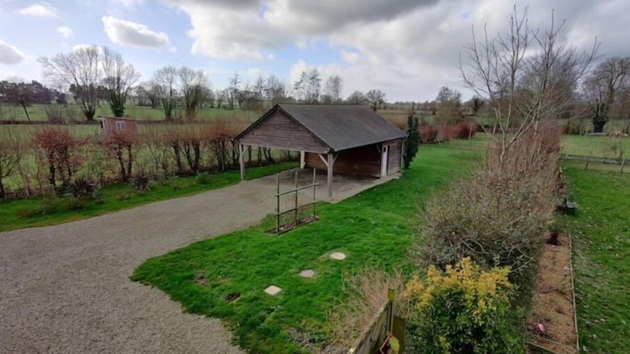Photo of Outdoor in Marigne-Peuton