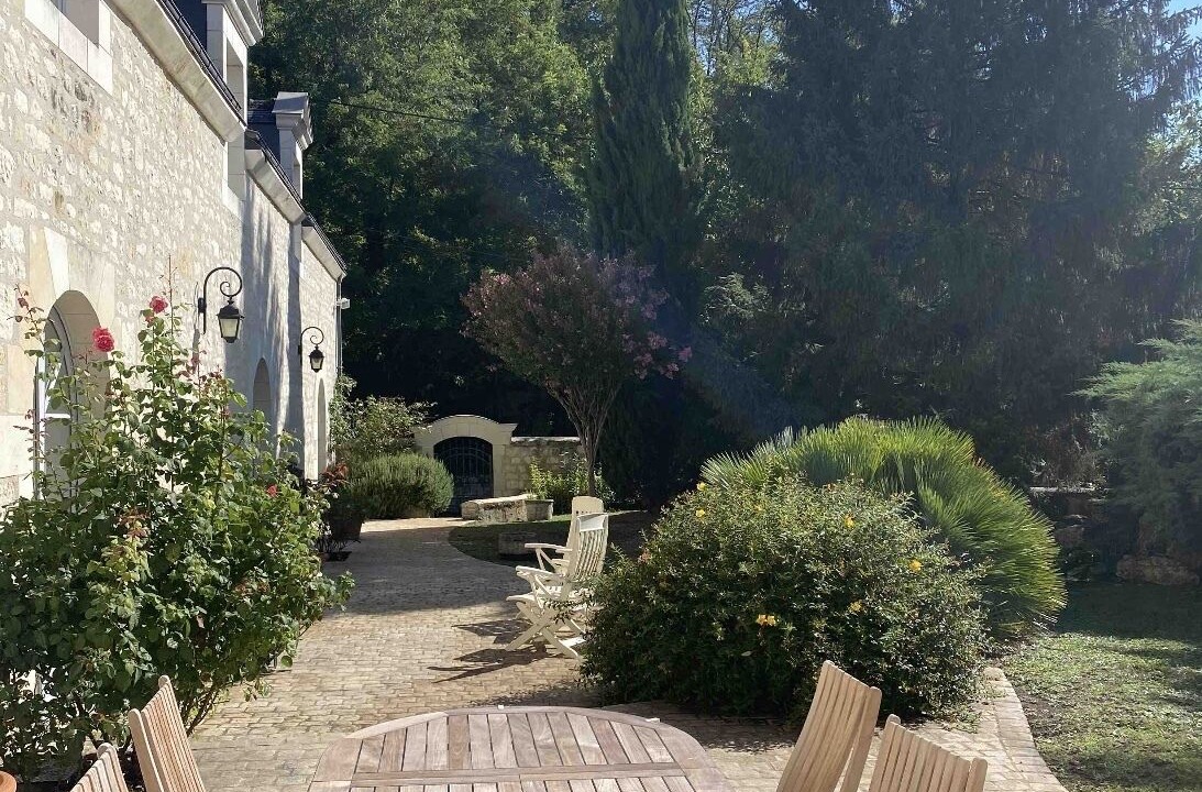 Photo of Outdoor in Cravant-les-Coteaux