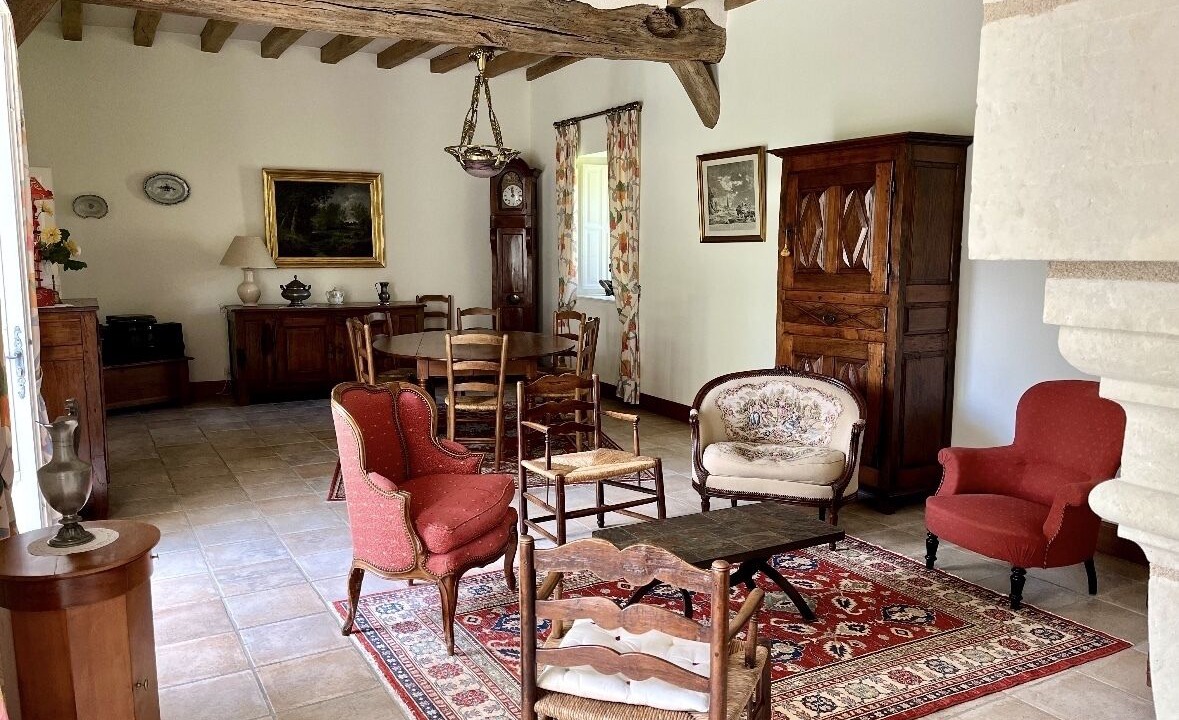 Photo of Others in Cravant-les-Coteaux
