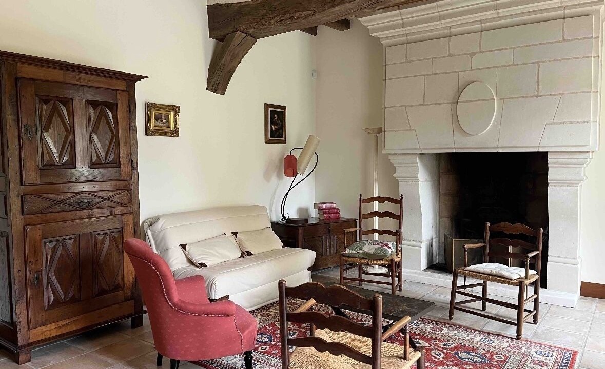 Photo of Livingroom in Cravant-les-Coteaux