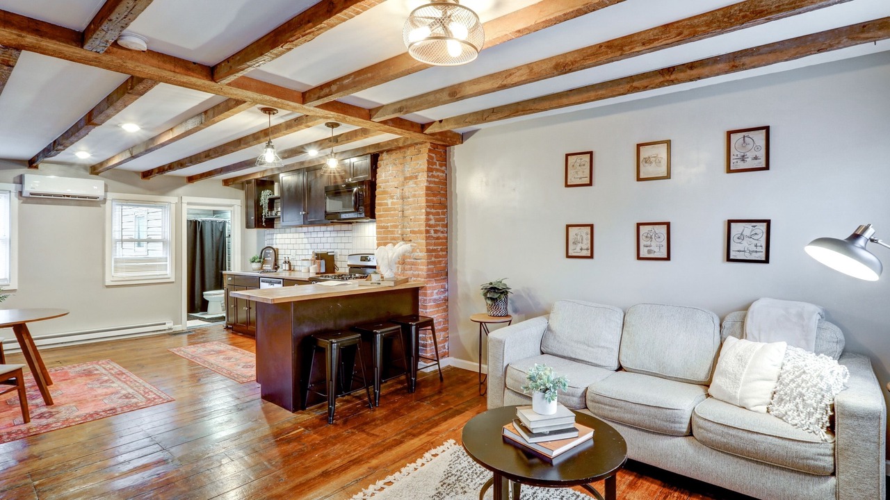 Photo of Livingroom in Marietta