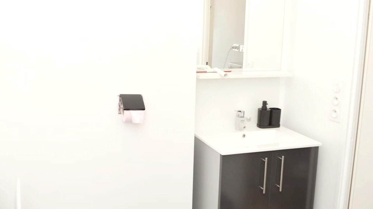 Photo of Bathroom in Bobigny