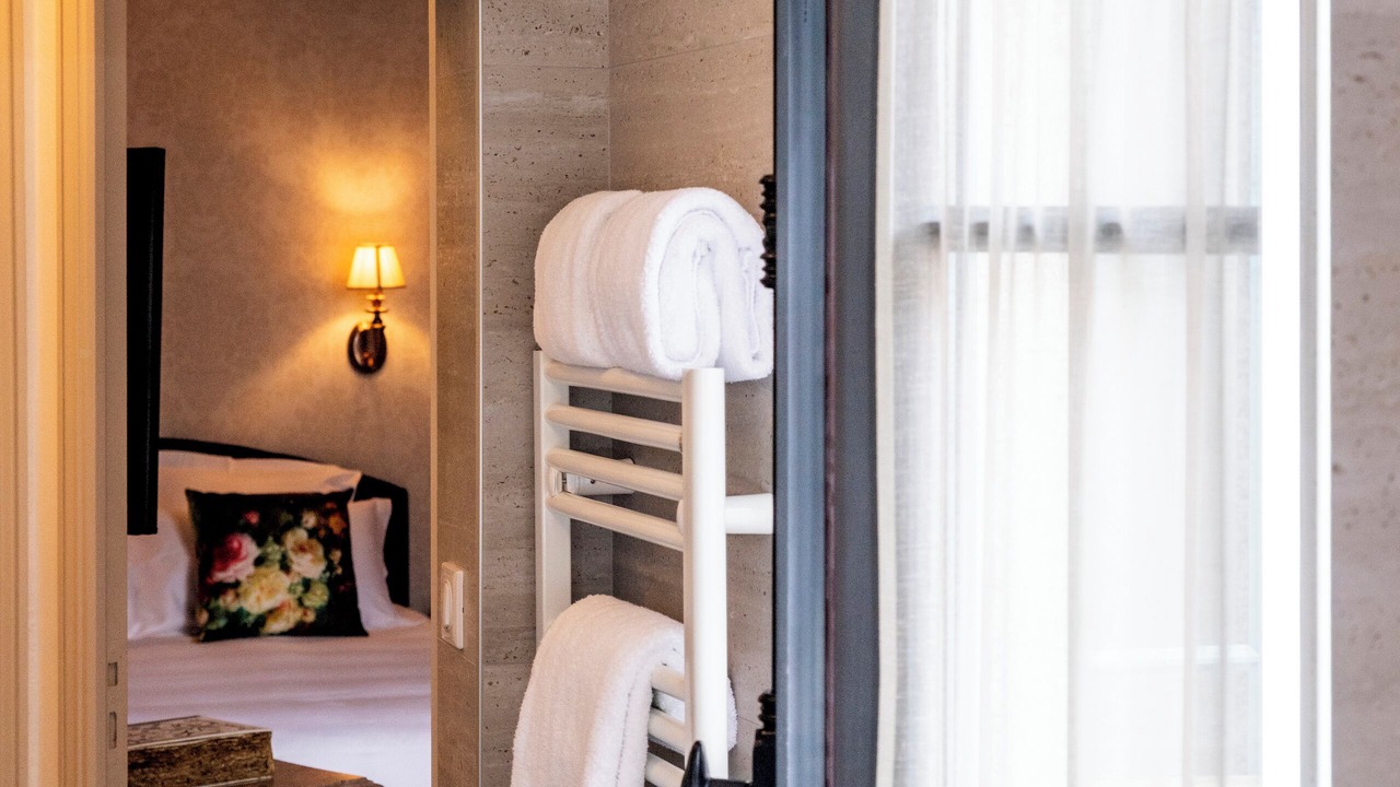 Photo of Bathroom in Avallon