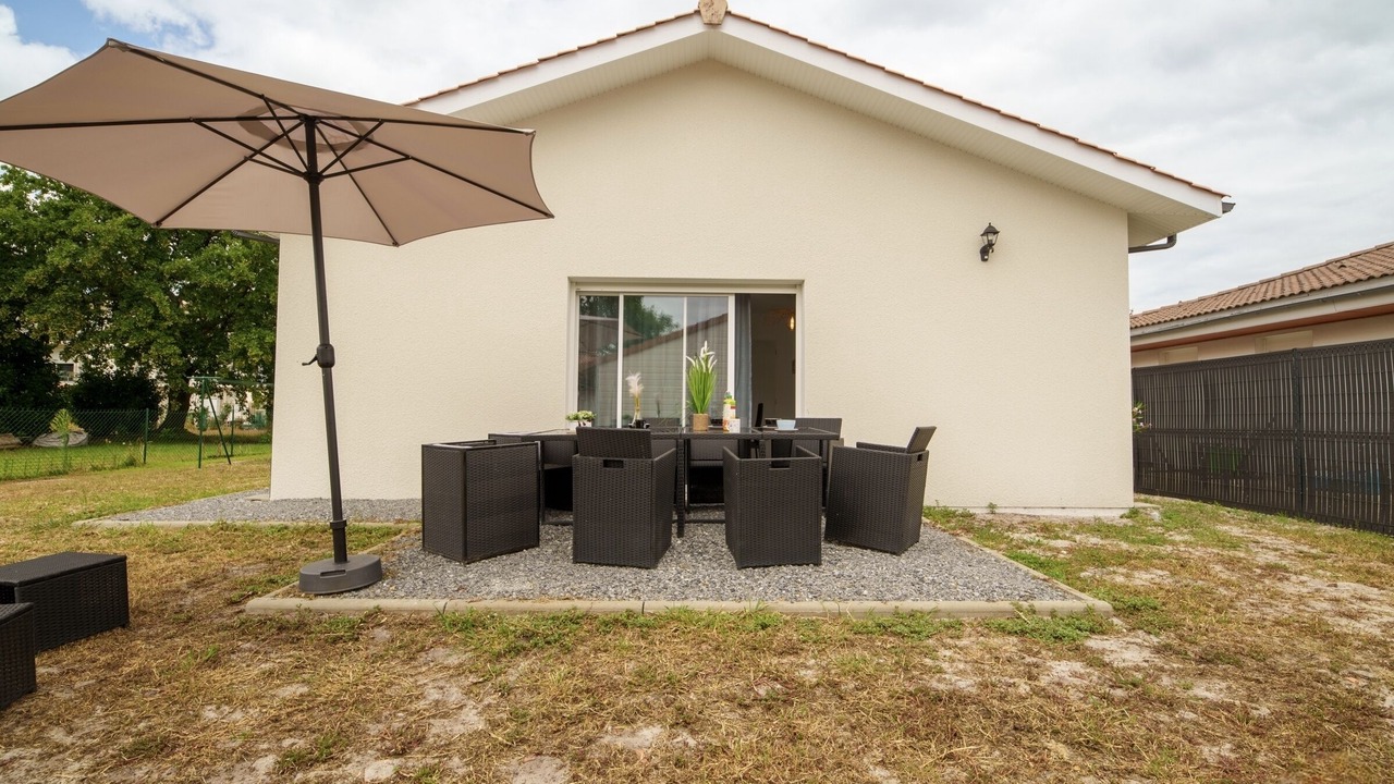 Photo of Patio Balcony in Parentis-en-Born