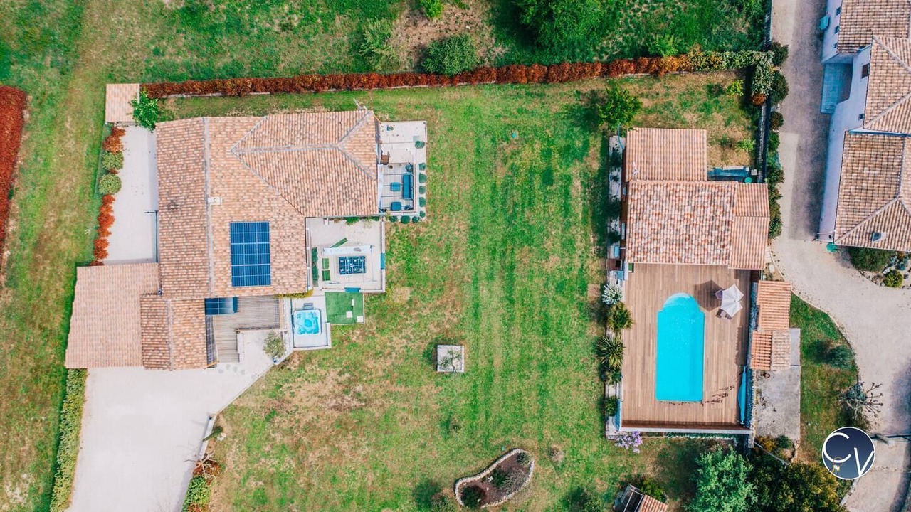 Photo of Outdoor in La Bruguiere