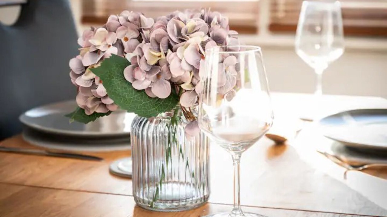 Photo of Others in Hampton Wick