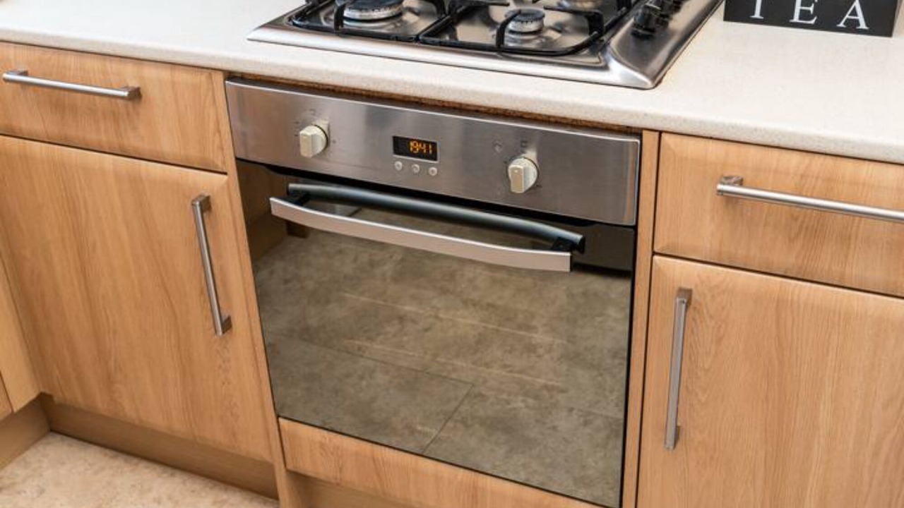 Photo of Kitchen in Hampton Wick