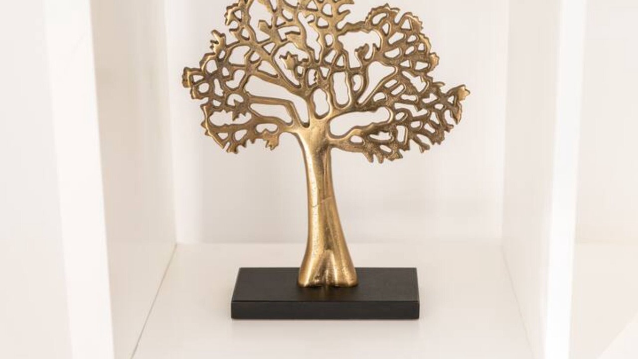 Photo of Others in Hampton Wick