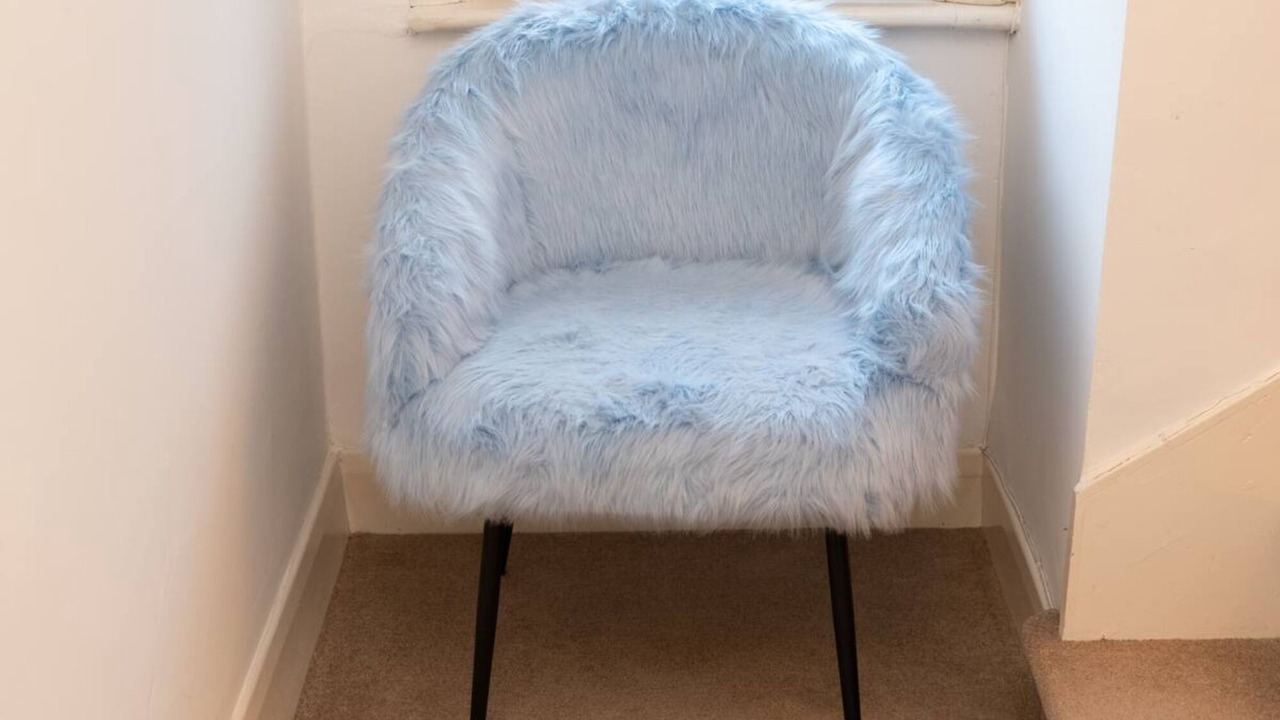 Photo of Others in Hampton Wick