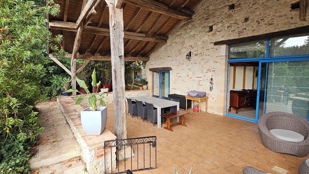 Photo of Patio Balcony in Saint-Vite