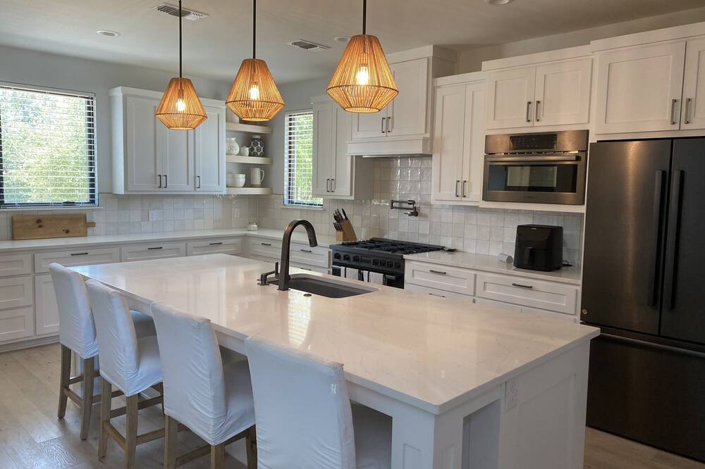 Photo of Kitchen in Horseshoe Bay West