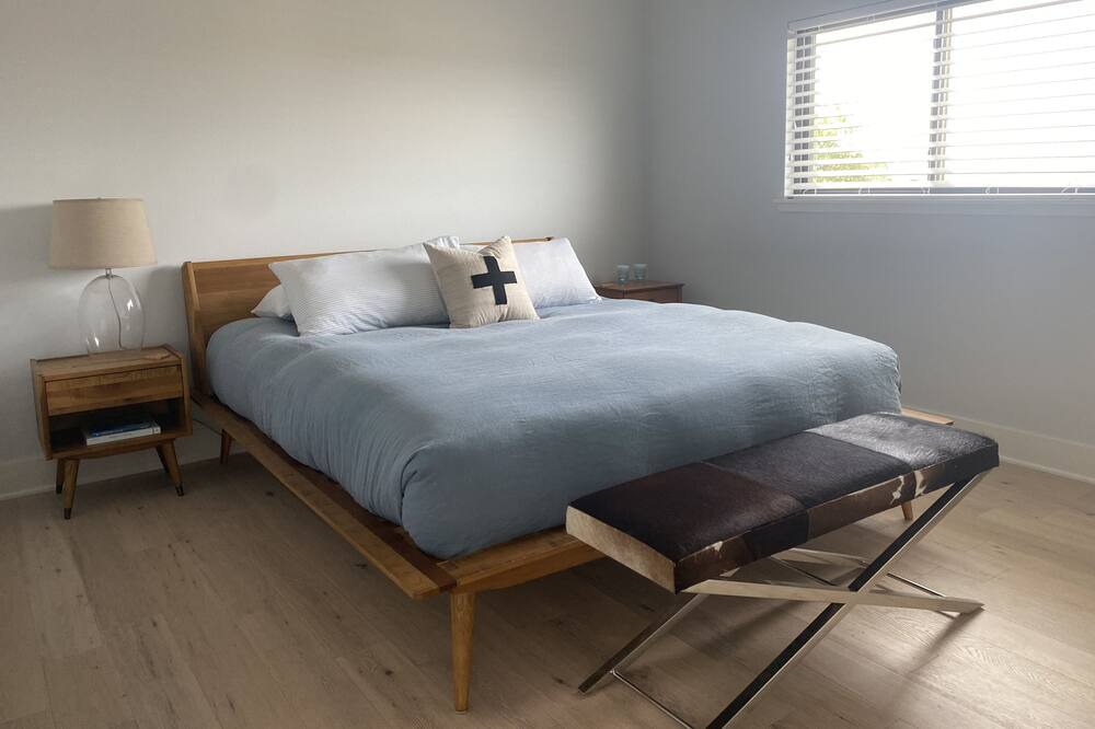Photo of Bedroom in Horseshoe Bay West