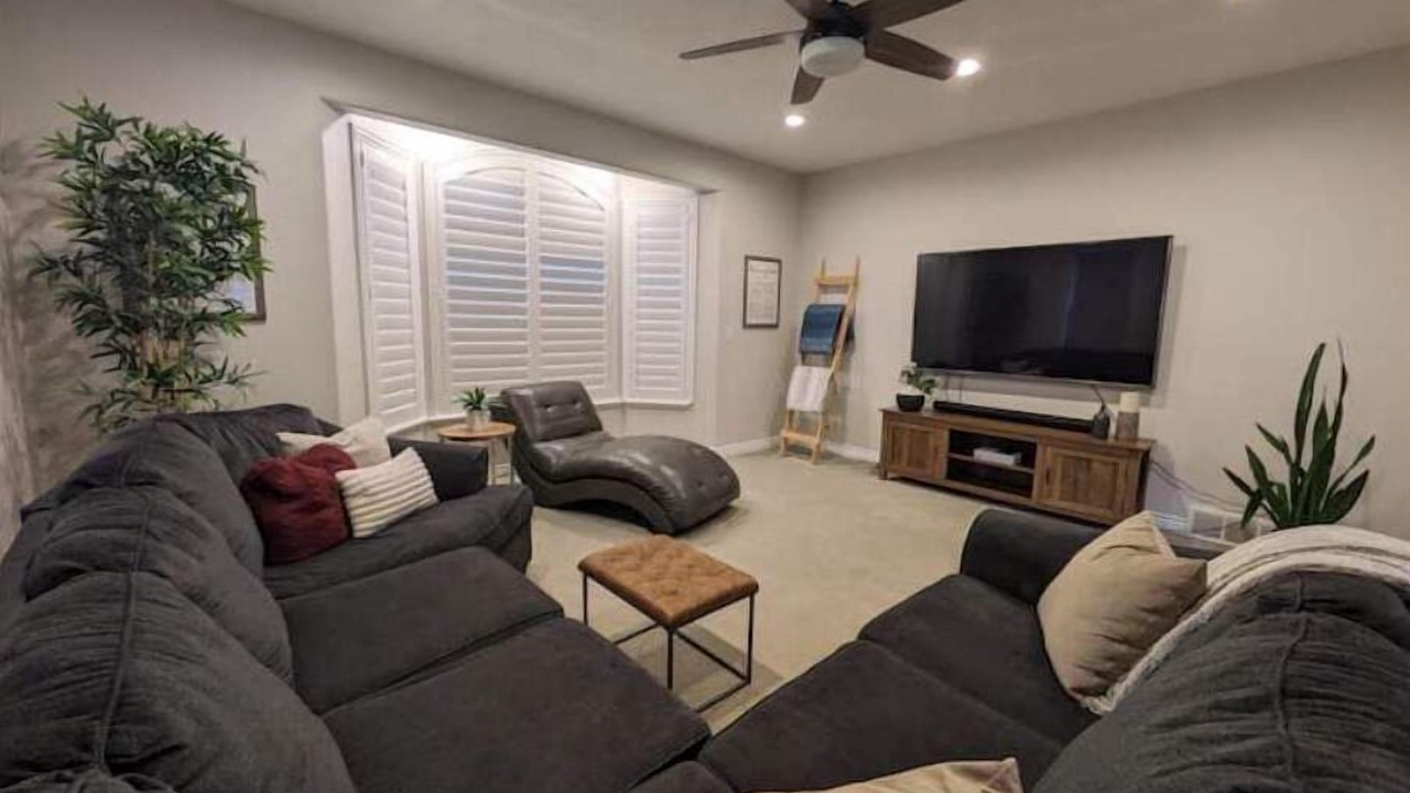 Photo of Livingroom in Highland